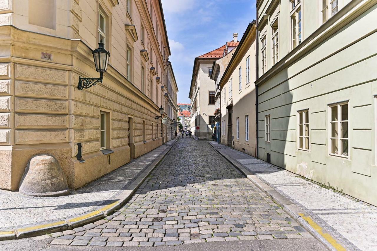 Apartment Nebovidy I - Historic Centre - Terrace - Air Conditioning Prague Luaran gambar